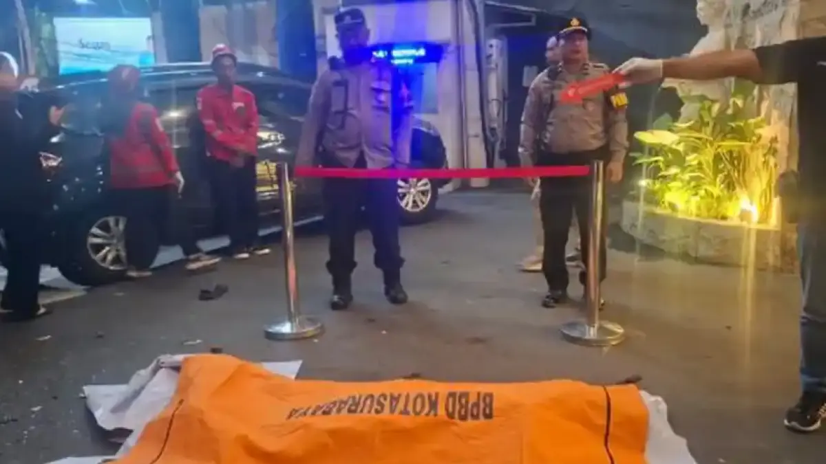 Seorang Pria Tewas Diduga Lompat dari Lantai 20 Hotel di Surabaya.