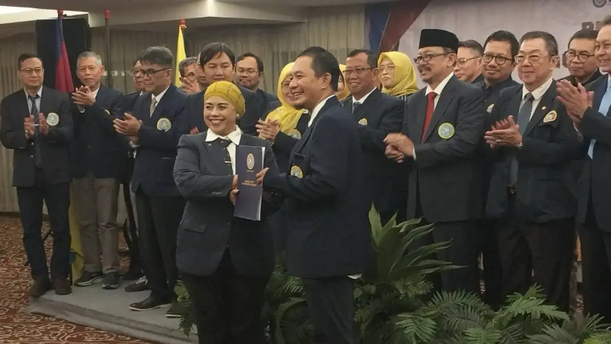 Pengurus Ikatan Alumni (IKA) Komisariat Fakultas Kedokteran Hewan Universitas Airlangga (FKH UNAIR) periode 2025–2030 resmi dilantik pada Sabtu, 23 Mei 2026.