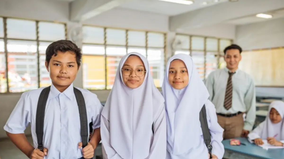lustrasi siswa baru. Foto: Getty Images/Drazen
