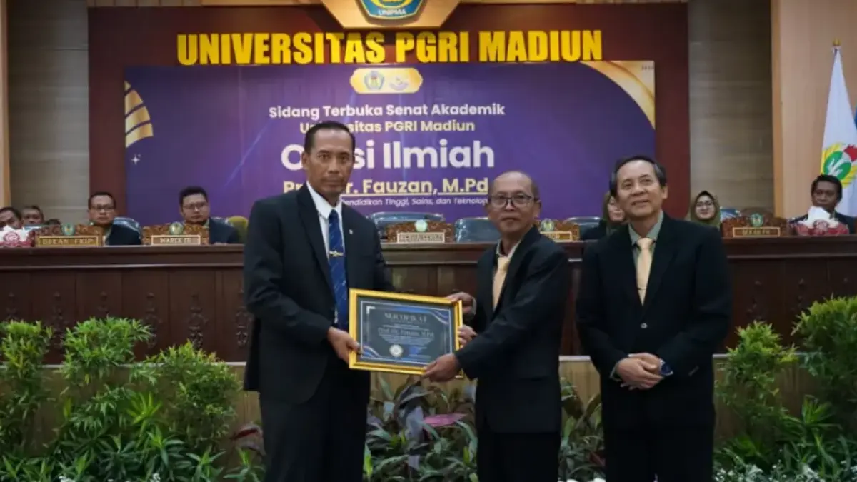 Wamendiktisaintek Prof Fauzan menyampaikan orasi ilmiah pada acara Dies Natalis UNIPMA ke-51.