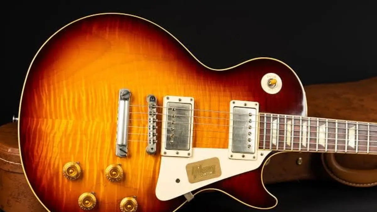 https://guitarpoint.de/product/2012-gibson-custom-shop-1959-les-paul-reissue-limited-edition-factory-dark-burst-vos/
