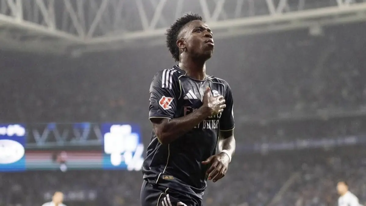 Vinicius Jr ketika mencetak brace ke gawang tim Espanyol pada Matchday ke-34. Foto: Instagram @vinijr