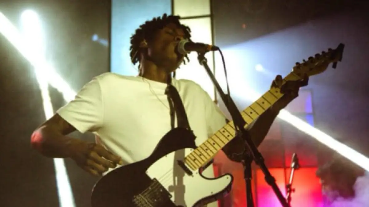 Potret Penyanyi Daniel Caesar