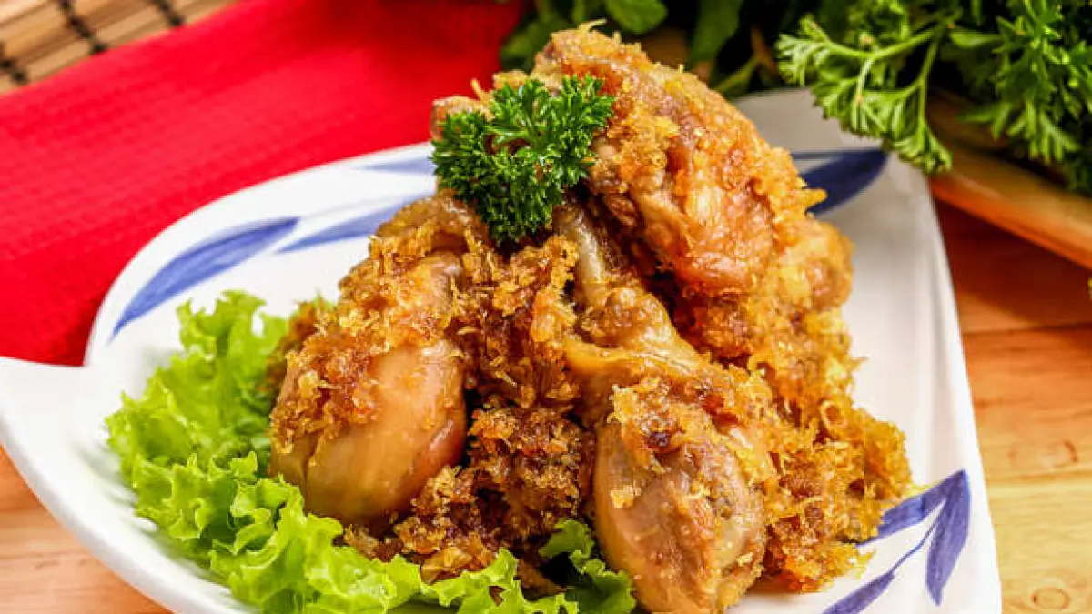 Ayam Goreng Serundeng Kelapa @Google by Dapur KOBE