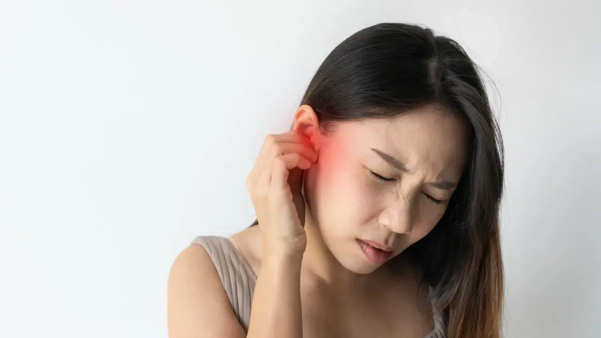 Cara Mengatasi Telinga Sering Berdenging. Foto: primayahospital.com