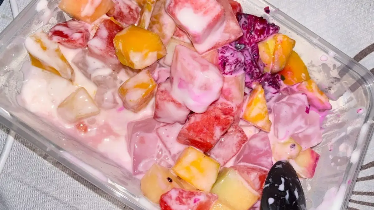 Salad Buah
Source : Rani Mutia