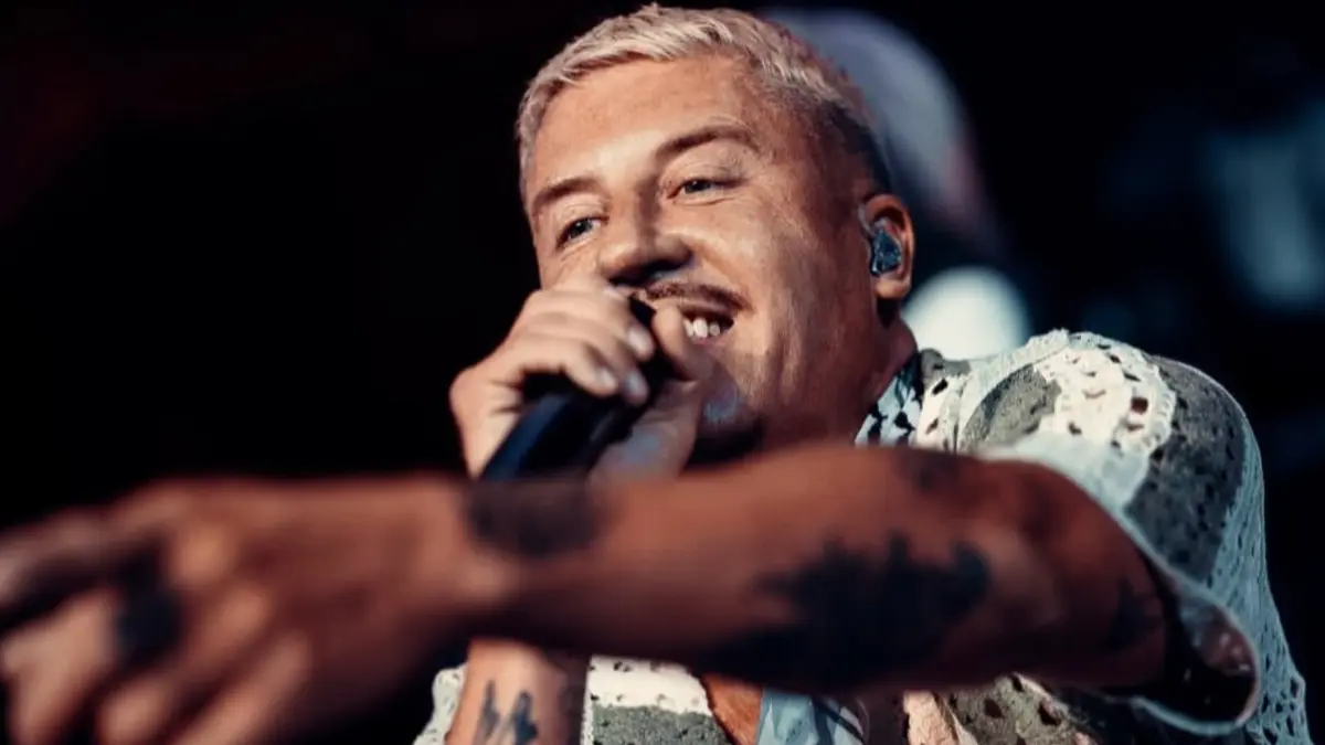 Instagram: macklemore