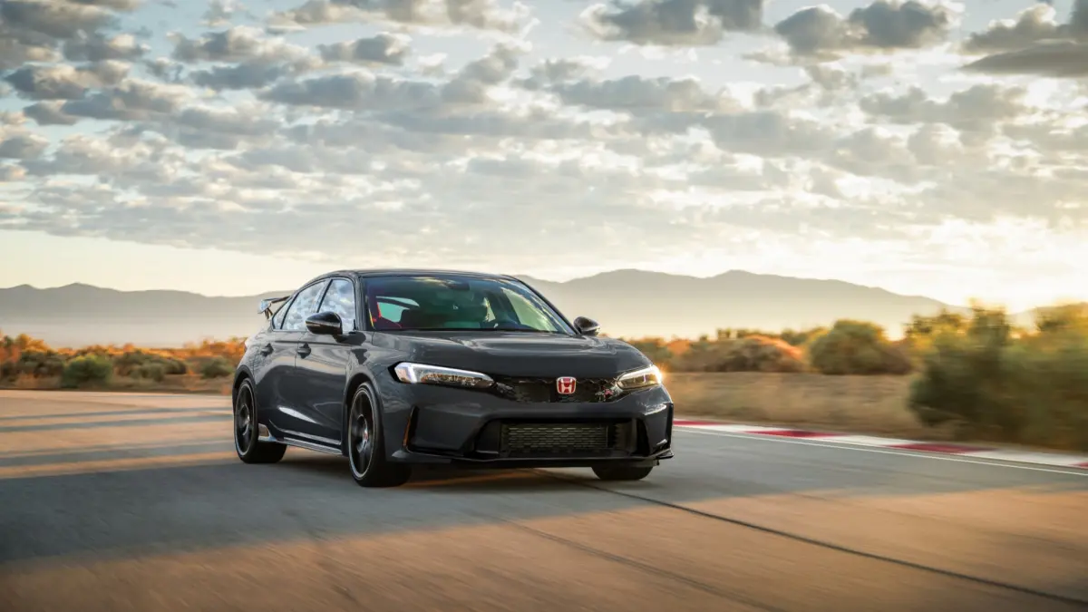 Honda Civic Type R 2027 ditampilkan dalam warna baru "Meteorite Gray Metallic" (Honda)