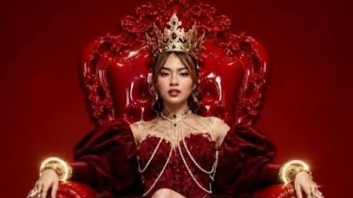 Bukan Sekadar Dangdut, Iwiw Bawa Hipdut Lewat Single Perdana BHAAPP!!.
Source: instagram @rdi971