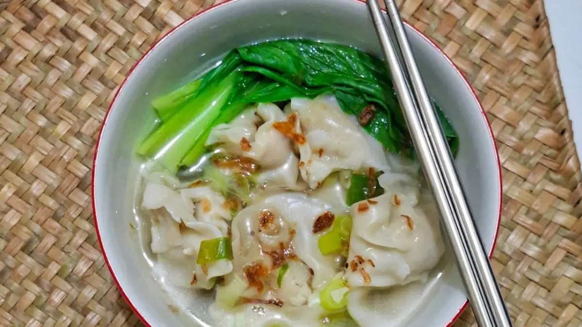 Sup Ayam Pakcoy
Source : Cookpad