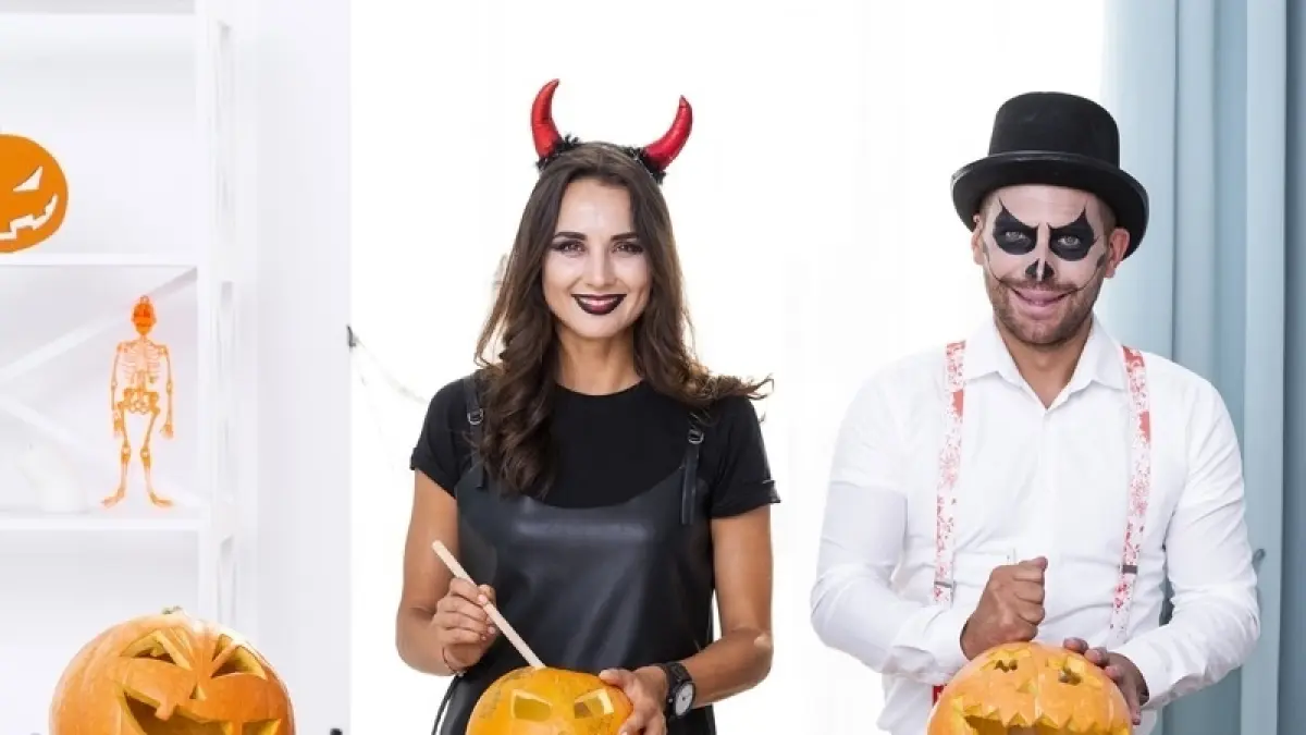 Kostum Halloween dari Baju yang Sudah Ada. Source: Cosmopolitan Indonesia