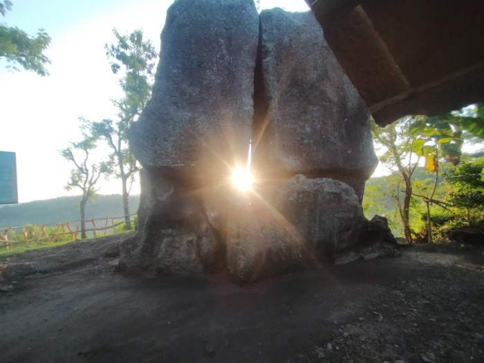 Situs Batu Labeng (Foto : Radar Jember)