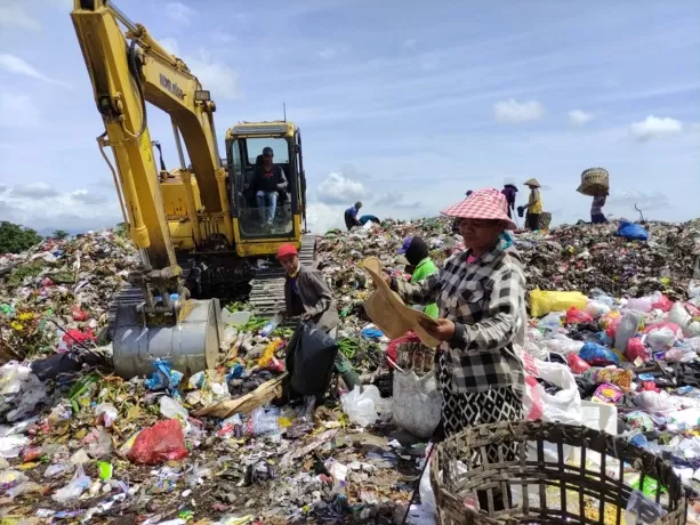 Tumpukan sampah di TPA Pakusari (Foto : Dok Radar Jember)