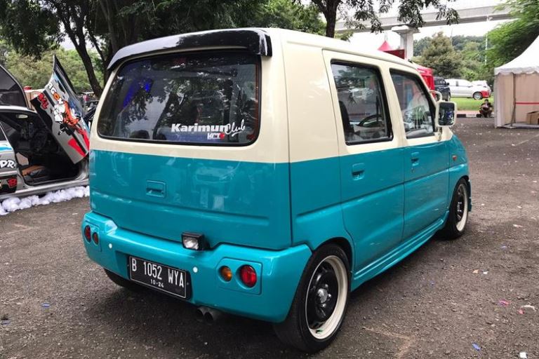 Modif Karimun Kotak dengan warna biru toska dan putih (KOMPAS.COM/DIO)