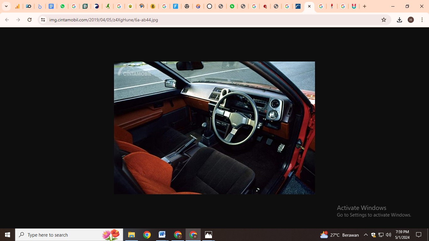 Bagian kemudi Toyota Sprinter Trueno. (Foto: cintamobil.com)