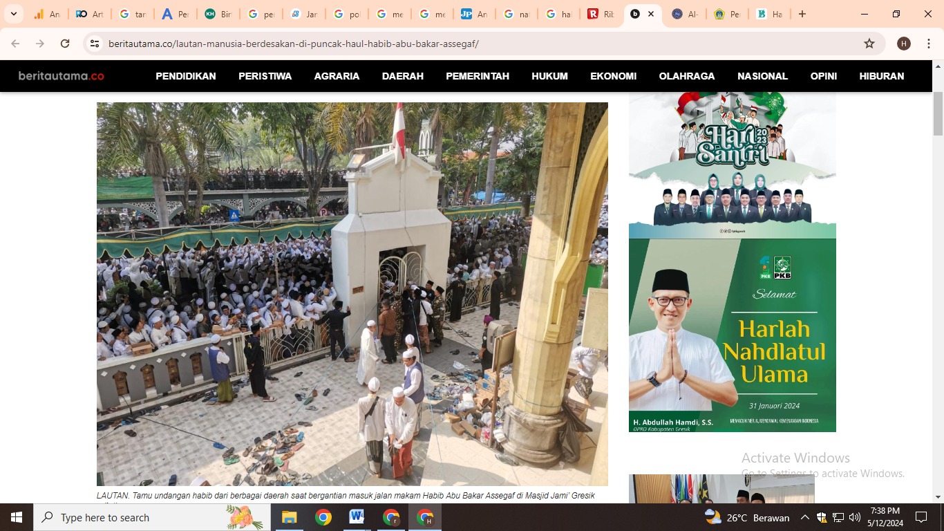 Lautan massa di depan Masjid Jami Gresik, Jawa Timur saat Haul Habib Abu Bakar pada 2023 lalu.