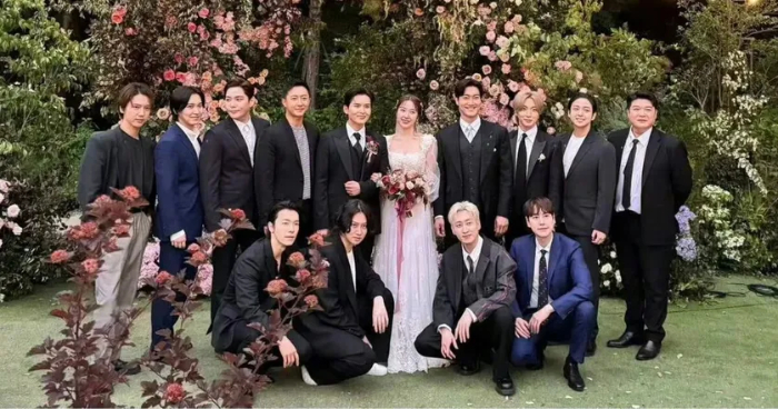 15 member Super Junior menghadiri pernikahan Ryeowook dan Ari eks Tahiti (Koreaboo)