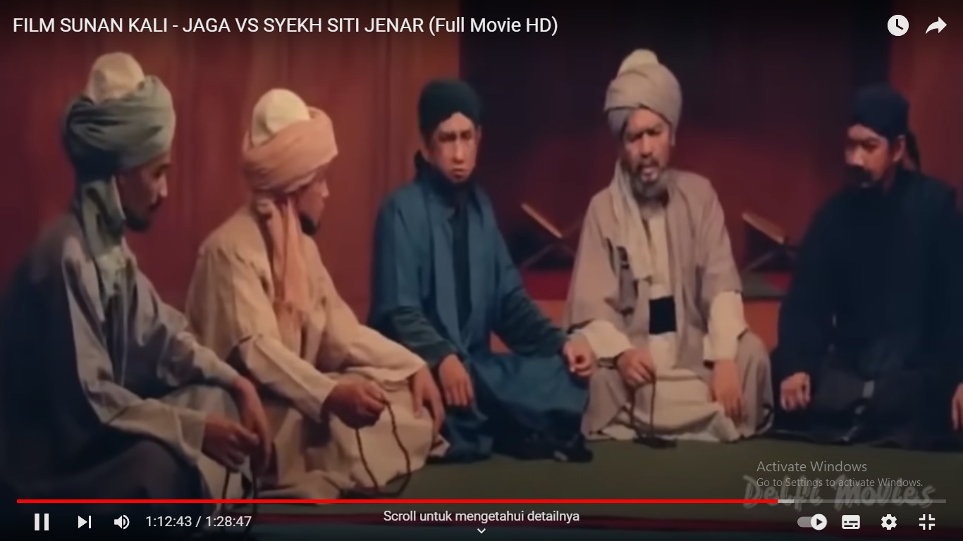 Tangkapan layar film Sunan Kalijaga dan Syeh Siti Jenar. Pada potongan tersebut menjelaskan Walisongo berdiskusi tentang ajaran Syeh Siti Jenar