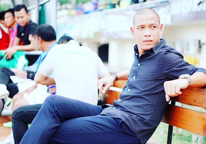 Coach Nova Arianto