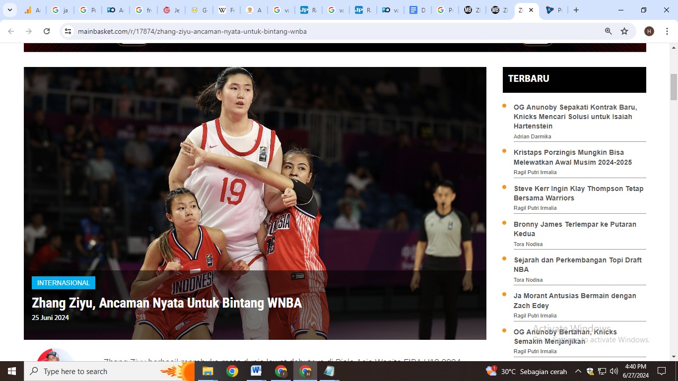 Zhang Ziyu, yang dikawal ketat oleh Timnas Basket Indonesia.