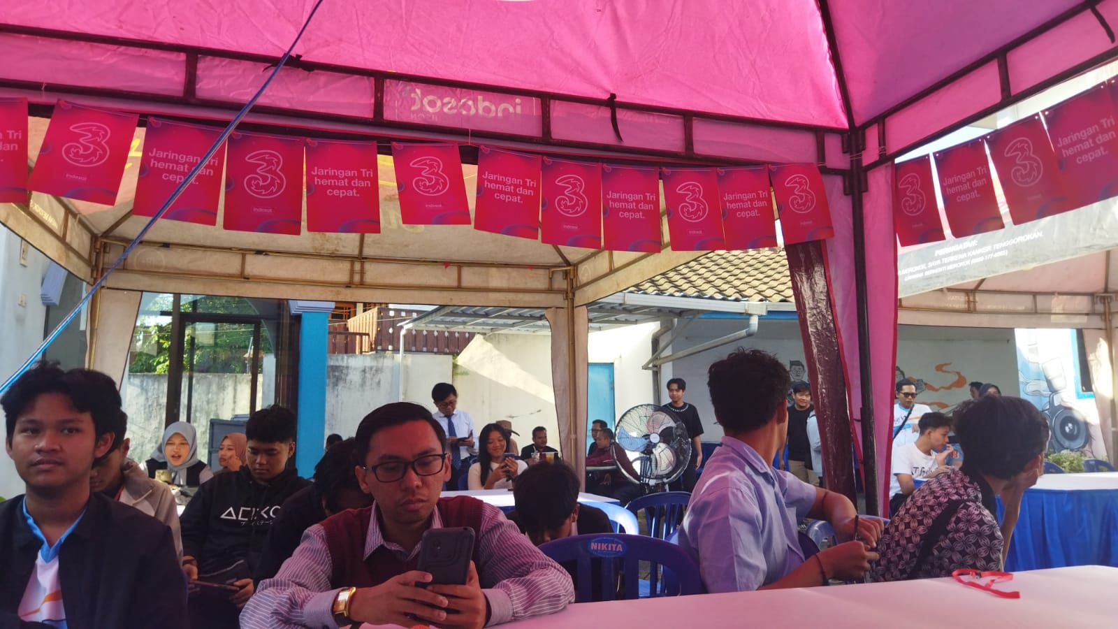 Suasana kantor Radar Jember saat MWE