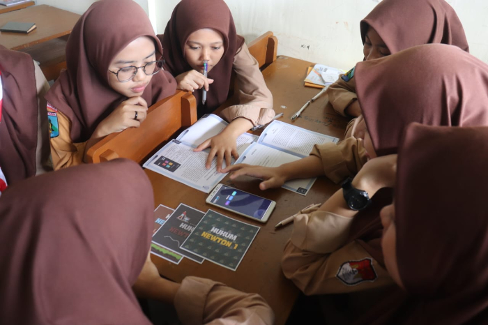 TERUS BERKARYA: Implementasi media augmented reality bisa menjadi media pembelajaran bagi para pelajar.