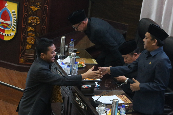 RAPAT: Suasana paripurna di DPRD Jember beberapa waktu lalu. YULIO FA/RADAR JEMBER
