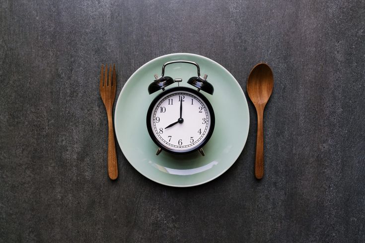 Ilustrasi diet OCD dan intermittent fasting (Sumber foto: Pinterest)