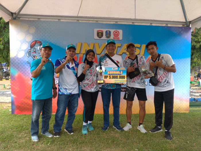 FOKUS SASARAN: Atlet cabor sumpitan saat berjuang meraih juara pada Invitasi Olahraga Tradisional Jawa Timur Jatim di Ngawi, akhir Juli lalu. PORTINA JEMBER