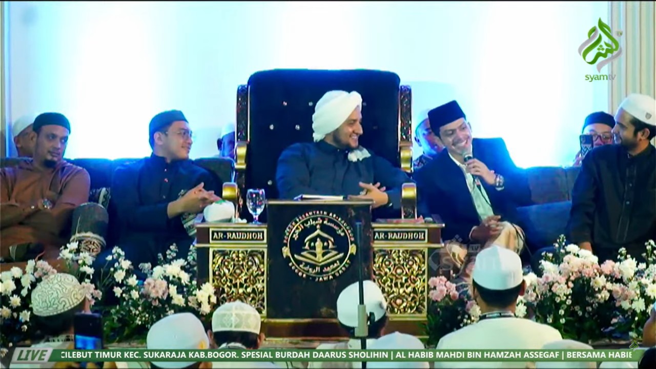 Habib Zaidan hadir di Majelis Syababul Kheir Habib Mahdi bin Hamzah Assegaf (Screenshot live streaming Youtube Chanel SYAM TV)