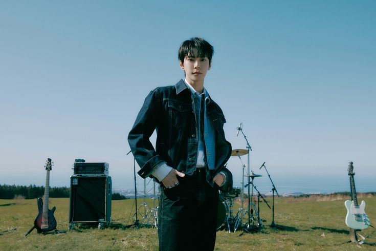 Doyoung NCT  (pinterest)
