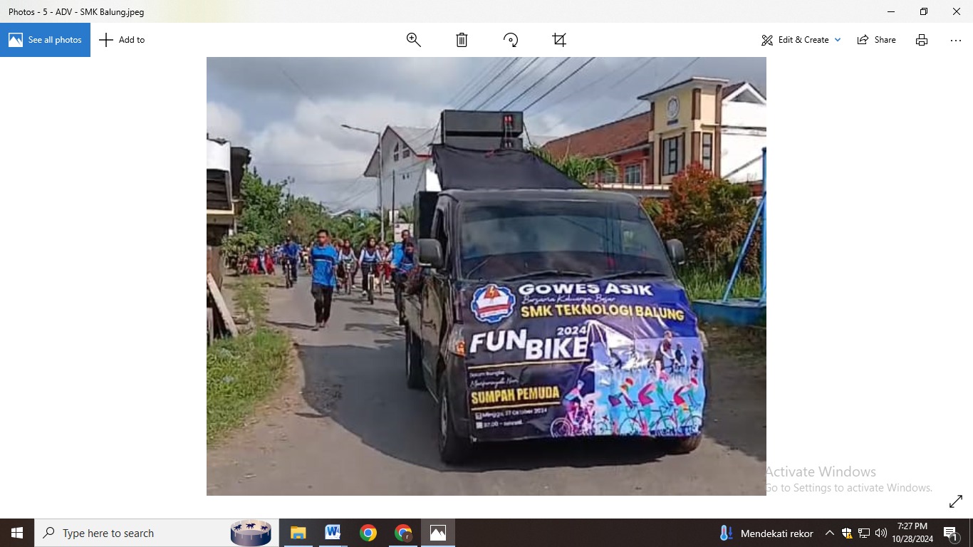 SMK TEKNOLOGI BALUNG SEMARAK: SMK Teknologi Balung menggelar fun bike setelah peringatan Hari Sumpah Pemuda, kemarin (28/10).