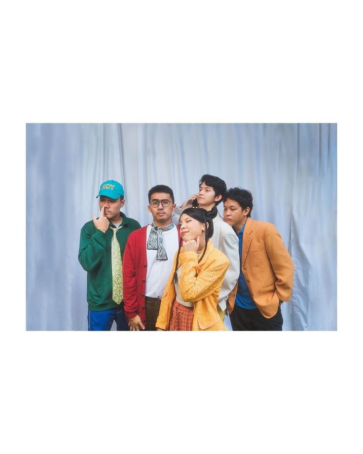 Anggota Grup Musik Lomba Sihir (Pinterest)