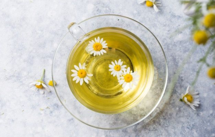 Teh chamomile (Pinterest)