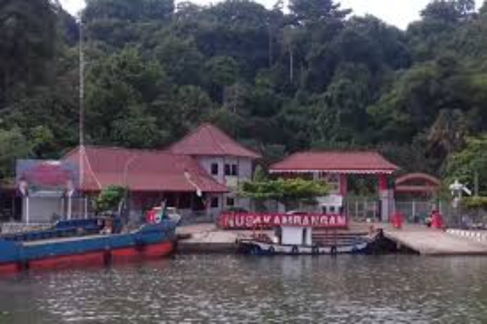 Nusakambangan (Antara Jateng)