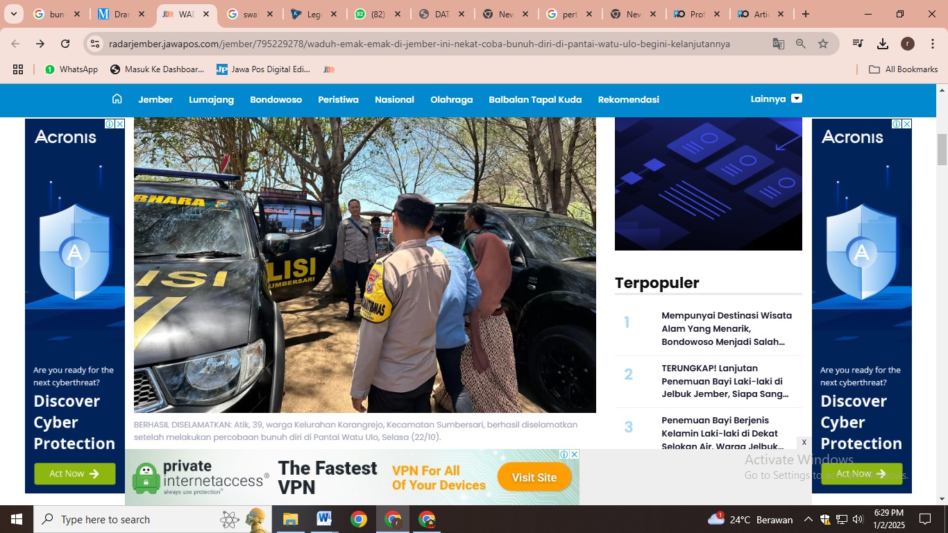 Anggota Polsek Ambulu, Polres Jember mengamankan seorang perempuan yang mencoba burdir di Pantai Watu Ulo pada Oktober 2024