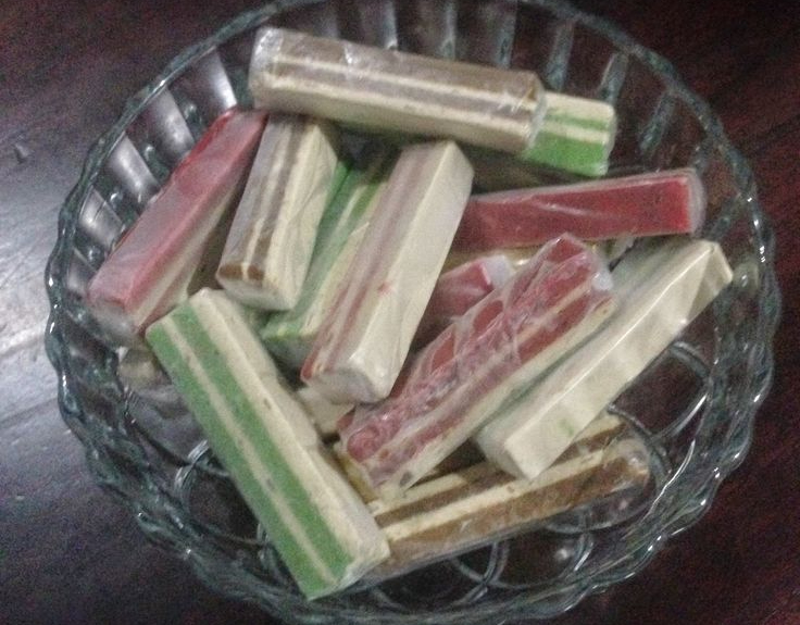 Suwar-suwir kudapan khas Jember (pinterest)
