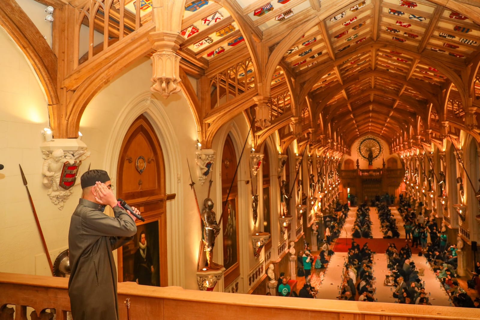 Potret kebersamaan saat buka bersama di Kastil Windsor Inggris (X/@OpenIftar/@ShaFoShizzle)