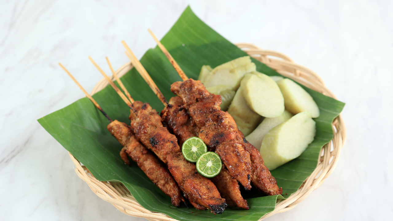 Sate (Canva)