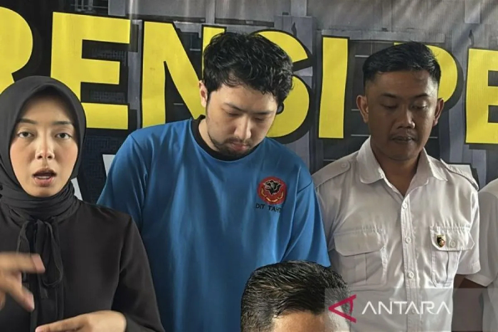 Priguna Anugrah Pratama (31) resmi ditetapkan sebagai tersangka atas dugaan pemerkosaan terhadap FH (21). (ANTARA/Rubby Jovan)