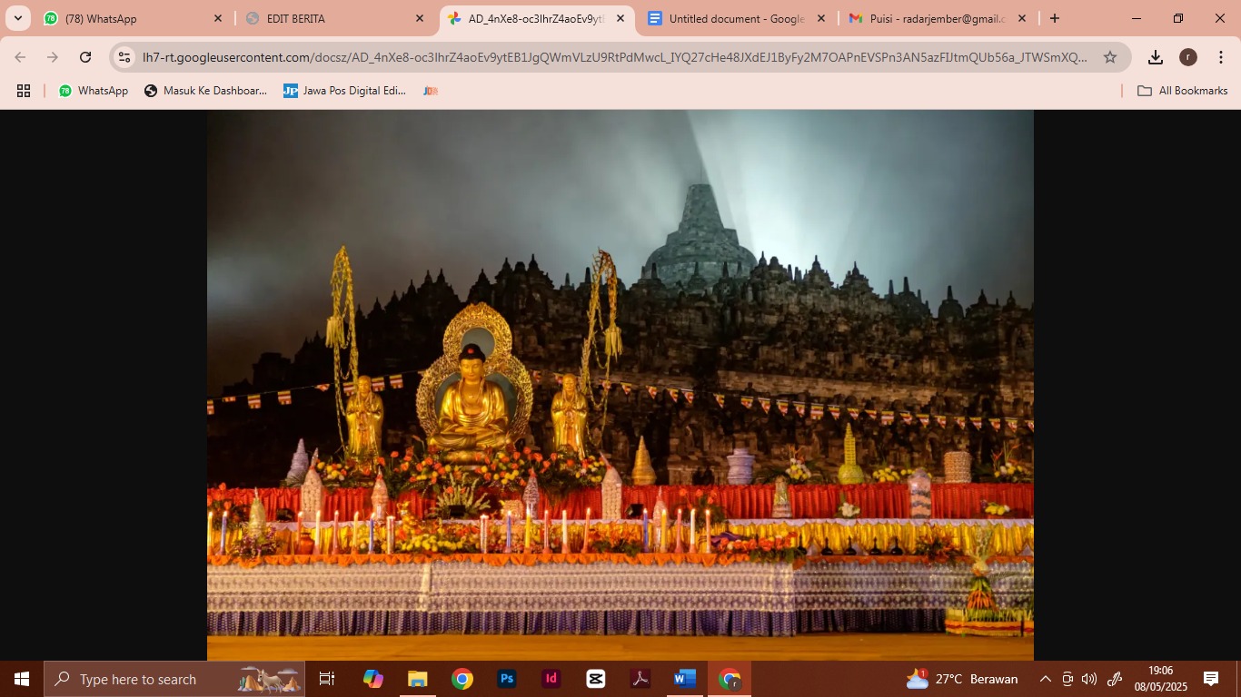 Candi Borobudur saat moment Waisak (Sumber: Kemenparekraf)