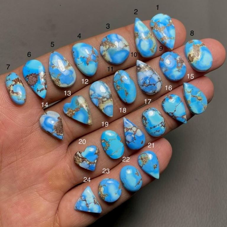 Batu jenis Golden Hill Turquoise menjadi salah satu batu yang paling diburu banyak orang. (Foto: EtsyDE-Pinterest)