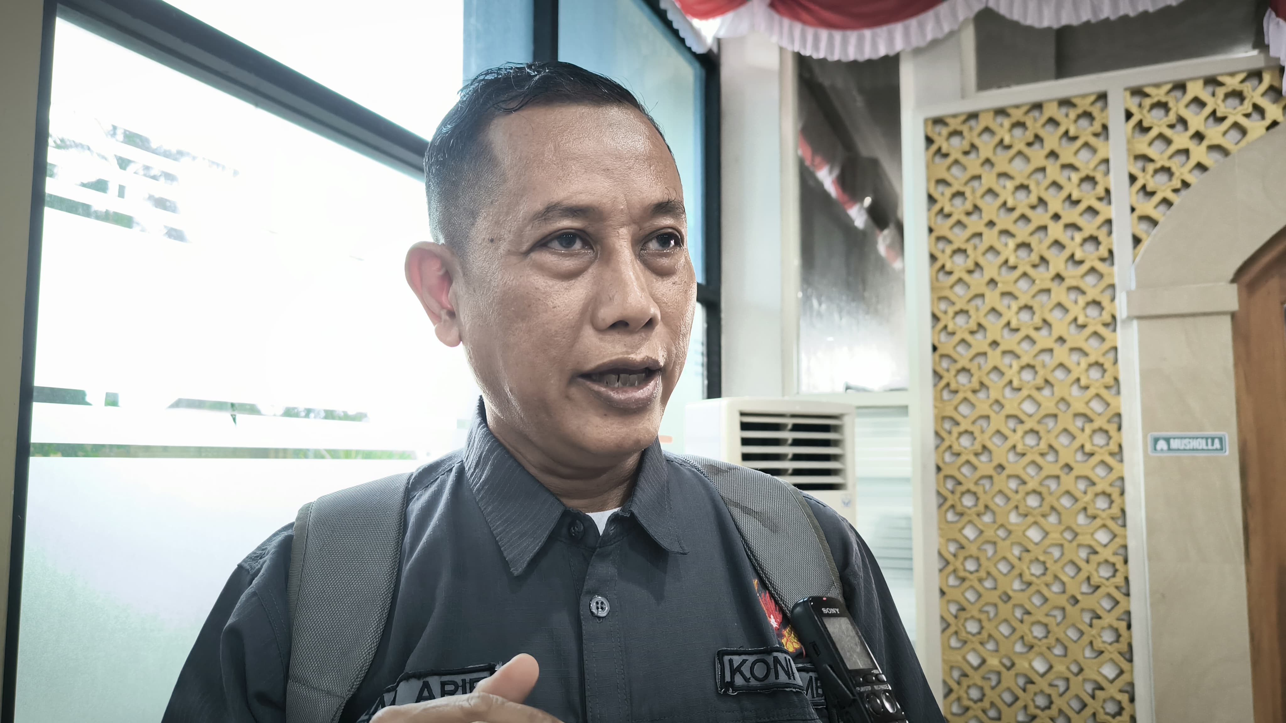 Sekretaris KONI Jember Hasyim Arief. (Mega Silvia/Radar Jember)