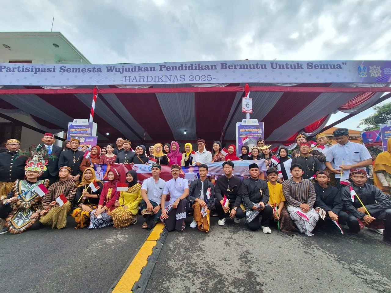 KEREN :&nbsp;22 Siswa SMAN Jember akan mewakili Indonesia di ajang SEASO 2025 di Malaysia. (KOMINFO JEMBER)