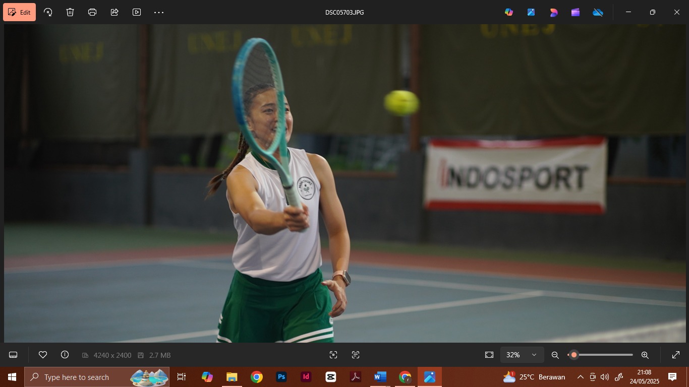 Petenis Jember yang sangat senang ikut kompetisi tenis Bupati Jember Cup yang digelar oleh Baveti Jember