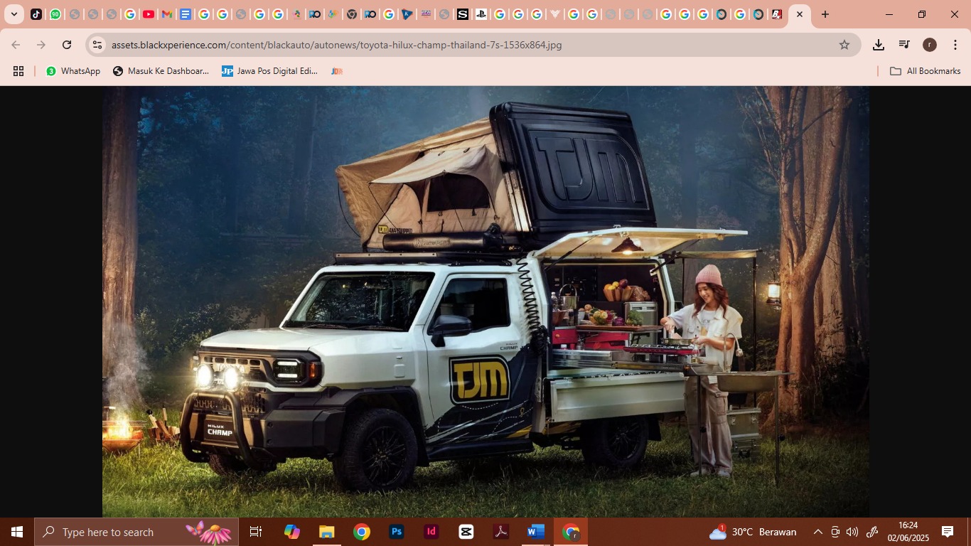 Mobil Toyota Hilux Champ (www.blackxperience.com)