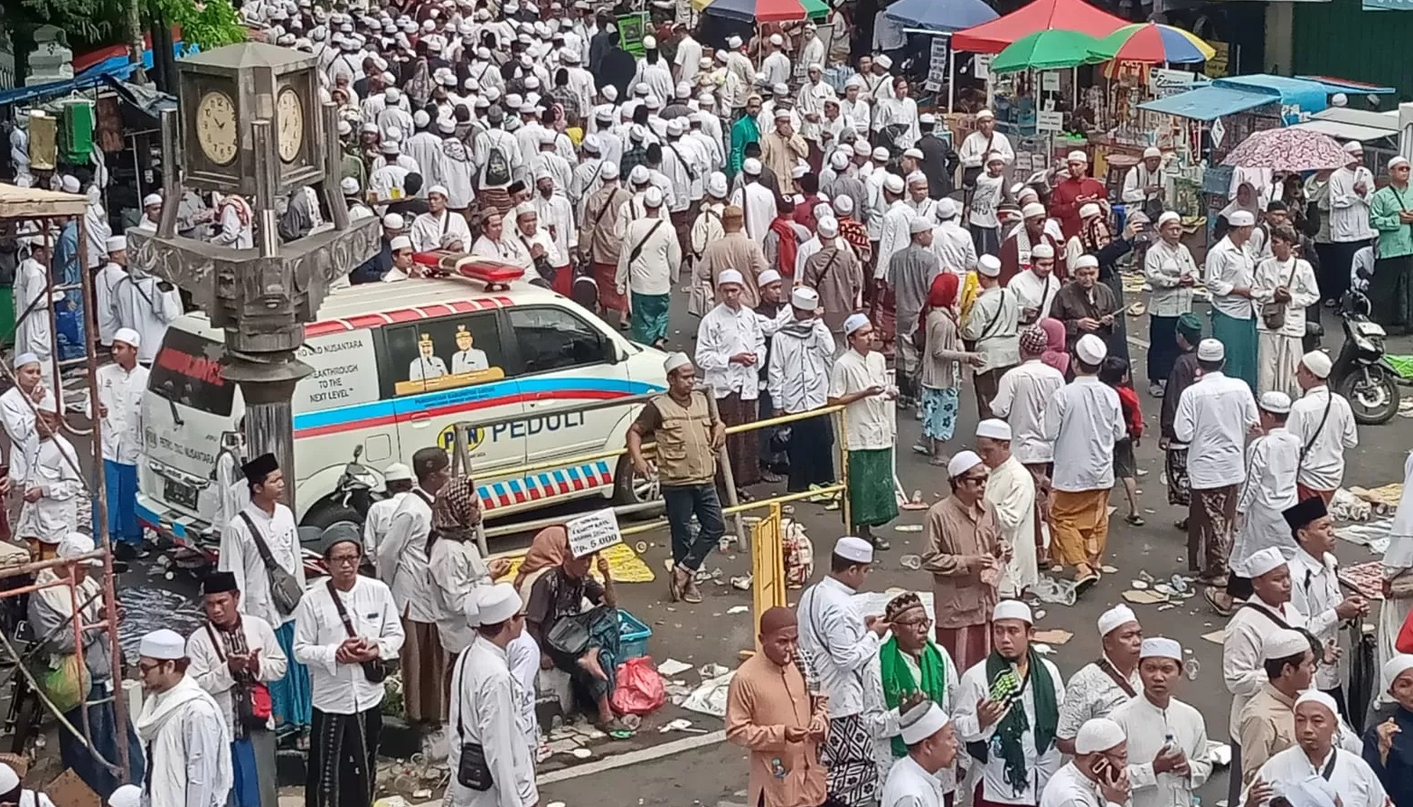Haul Habib Abu Bakar Assegaf Gresik digelar Jumat 13 Juni 2025. Hindari jalan-jalan ini agar tidak terjebak macet.