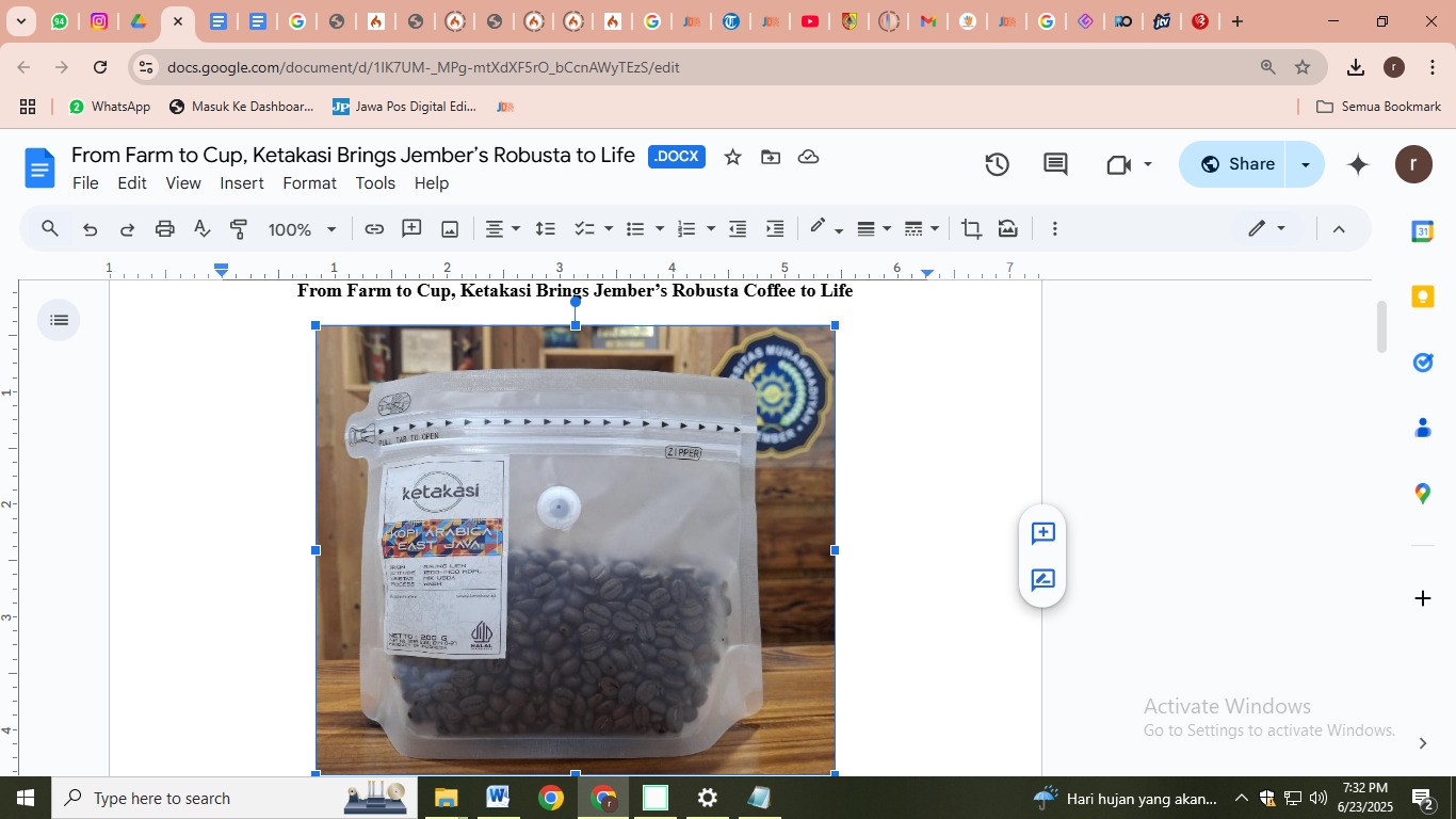 Arabica coffee beans by Ketakasi Kopi, freshly roasted for smooth flavor. Photo: Ketakasi/ Personal Documentation