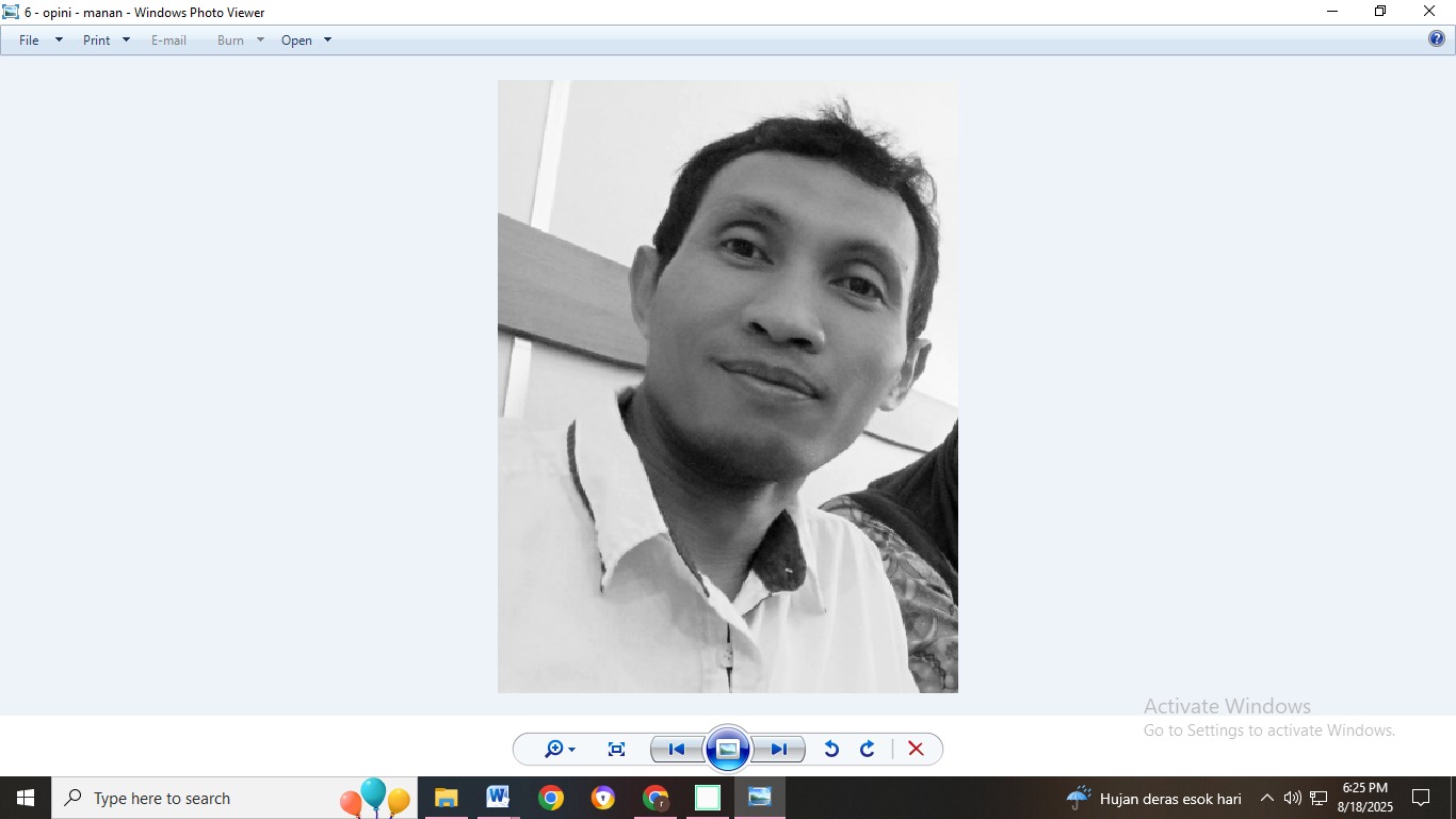 A Manan, Guru SMKN 8 Jember