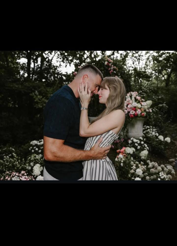 Taylor Swift dan Travis Kelce Resmi Bertunangan
